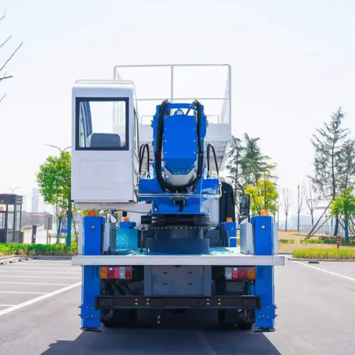 Isuzu 23-meter aerial work platform truck - image 7