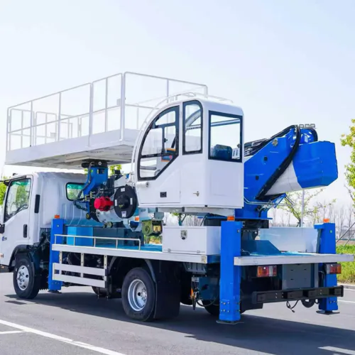 Isuzu 23-meter aerial work platform truck - image 8